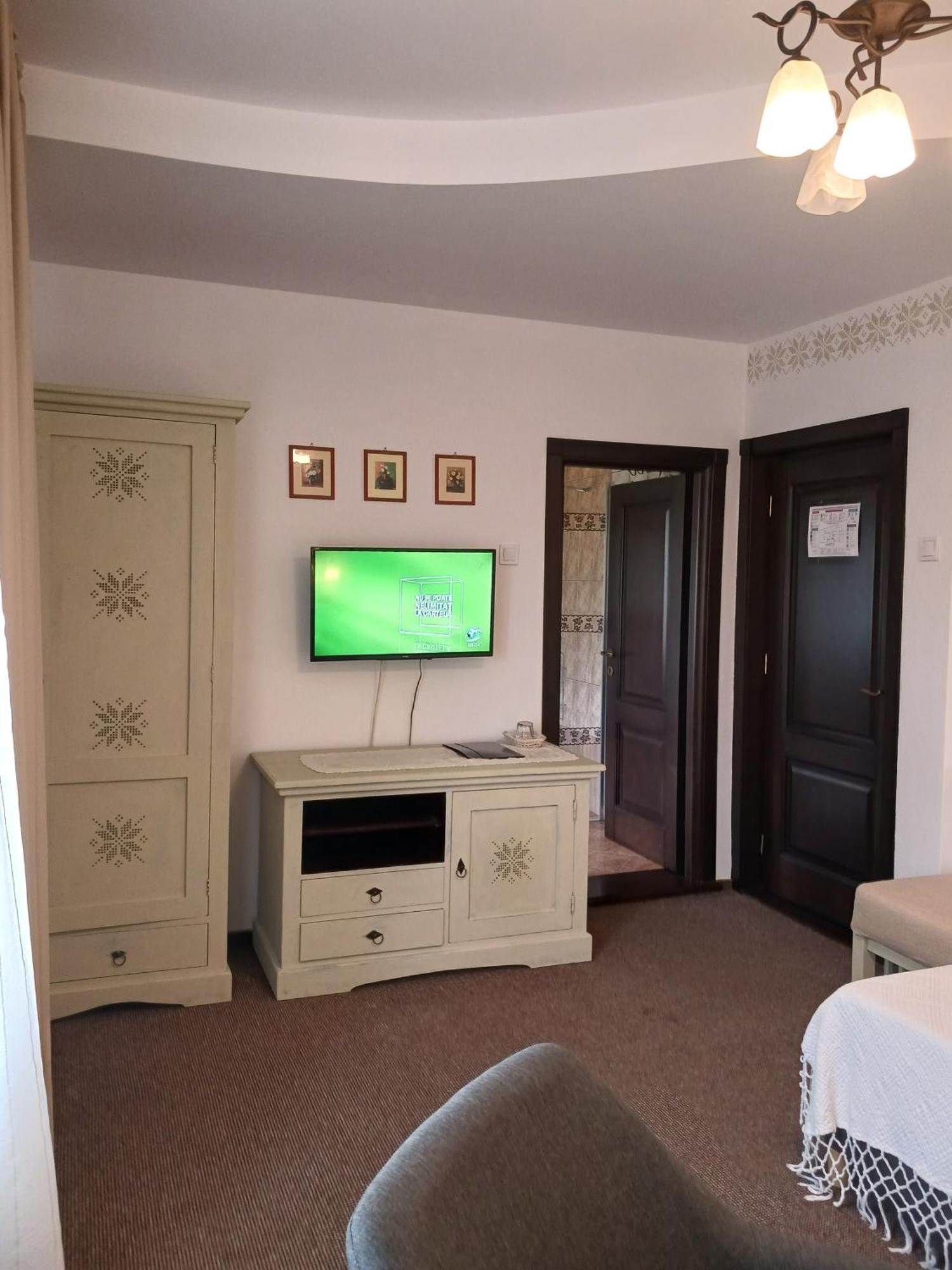 Casa Calin Hotel Vámfalu Kültér fotó