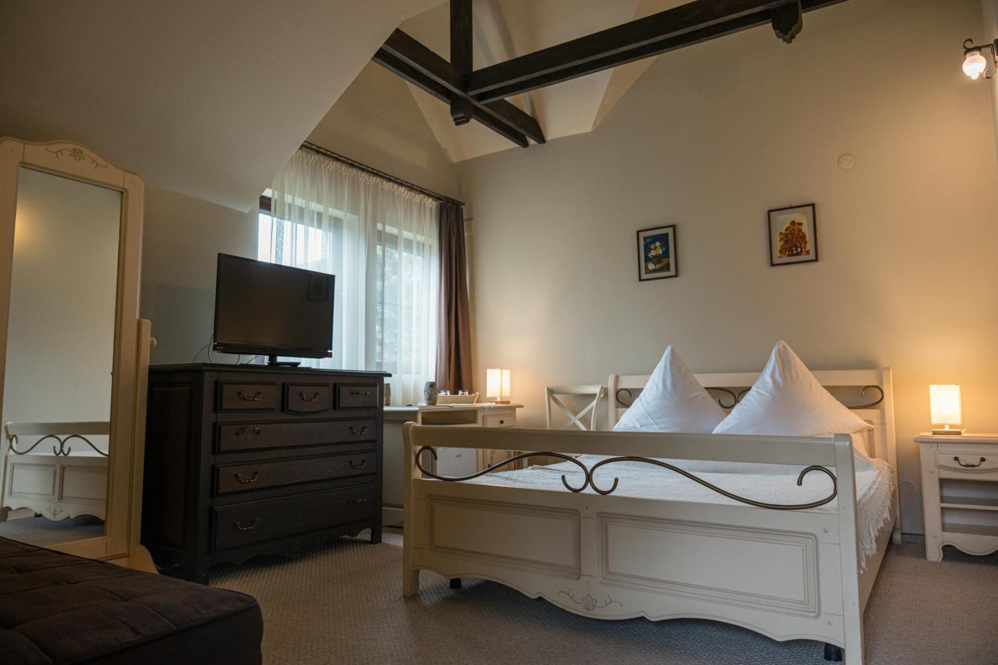 Casa Calin Hotel Vámfalu Kültér fotó